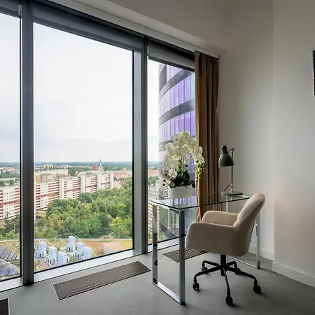 Rentplanet - Sky Tower