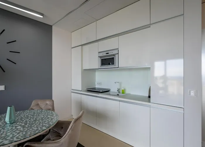 Rentplanet - Sky Tower * Βρότσλαβ