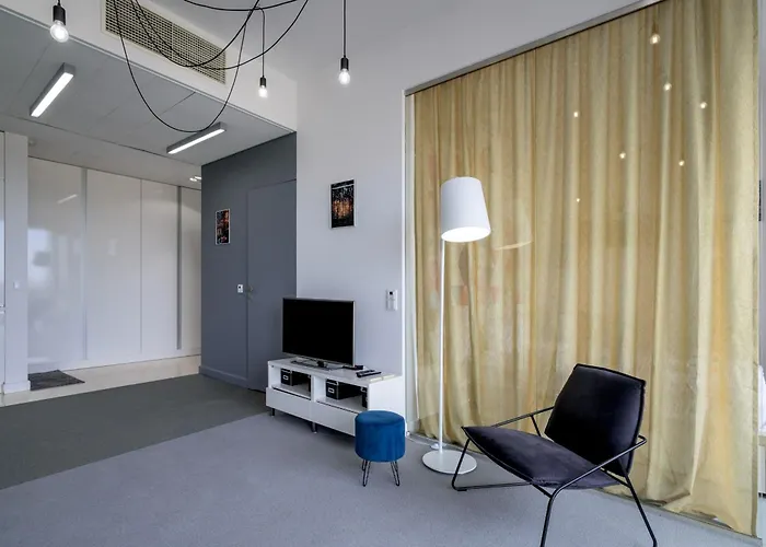 Apartment Rentplanet - Sky Tower